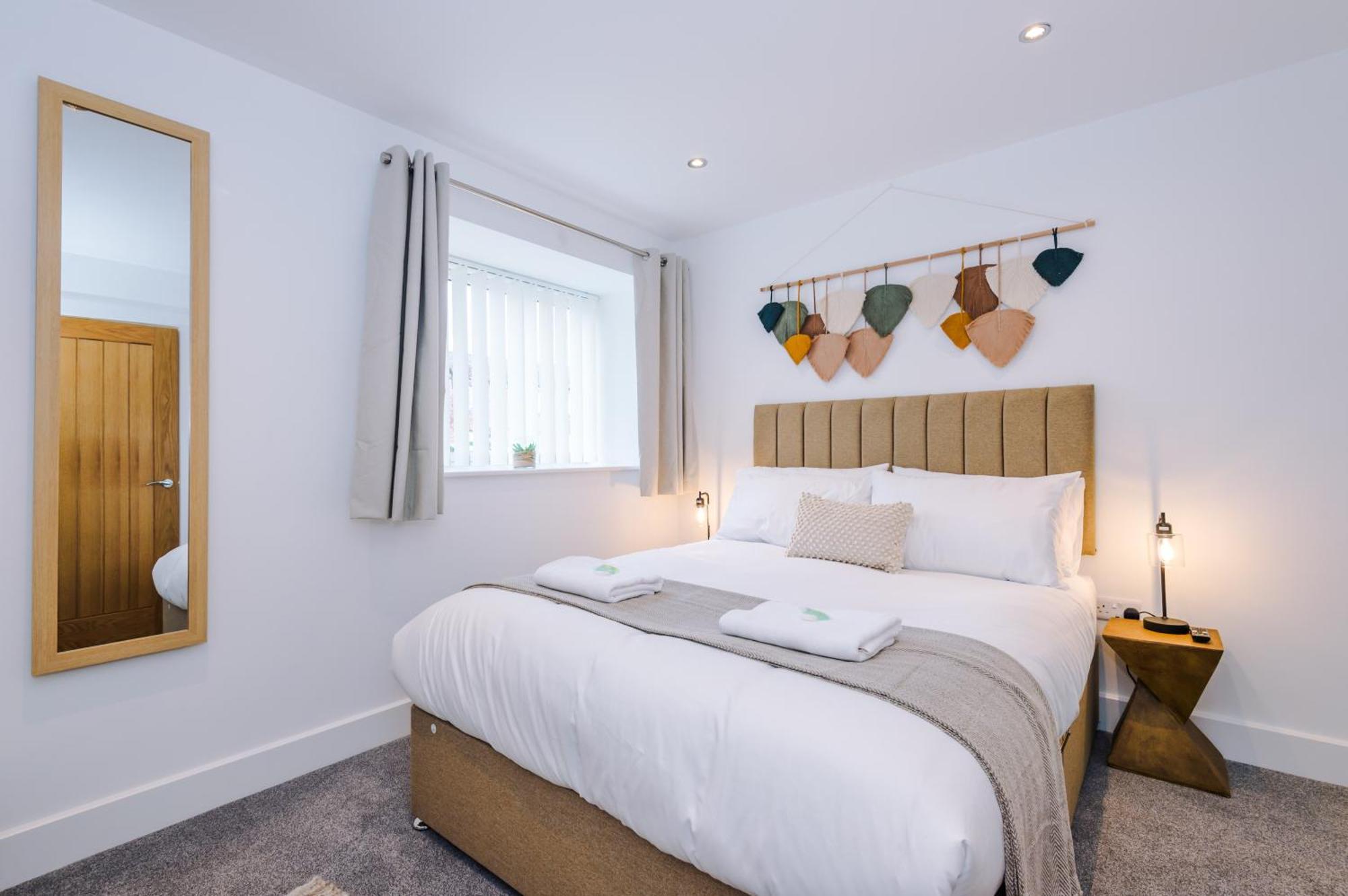 Number 21: A Breathtaking Chester Cottage With Parking Mollington  Екстер'єр фото